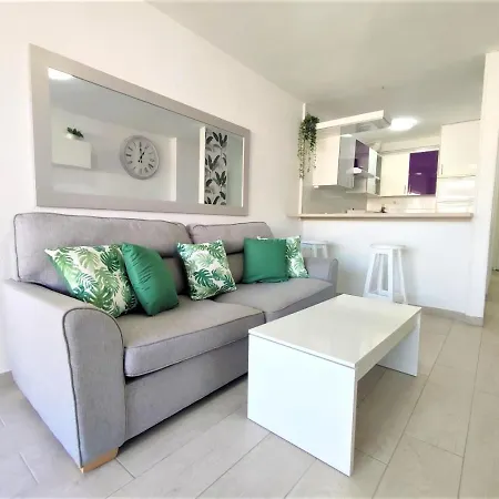 Valdes Center Los Cristianos Apartamento